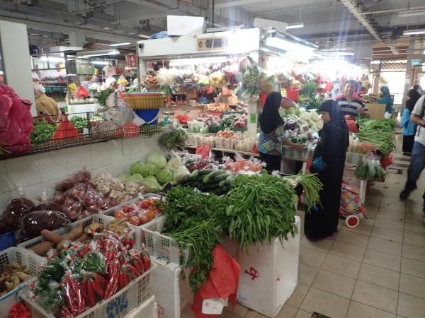 A whole section was devoted to fresh fruits and vegetables. It looked a lot like Chinatown.